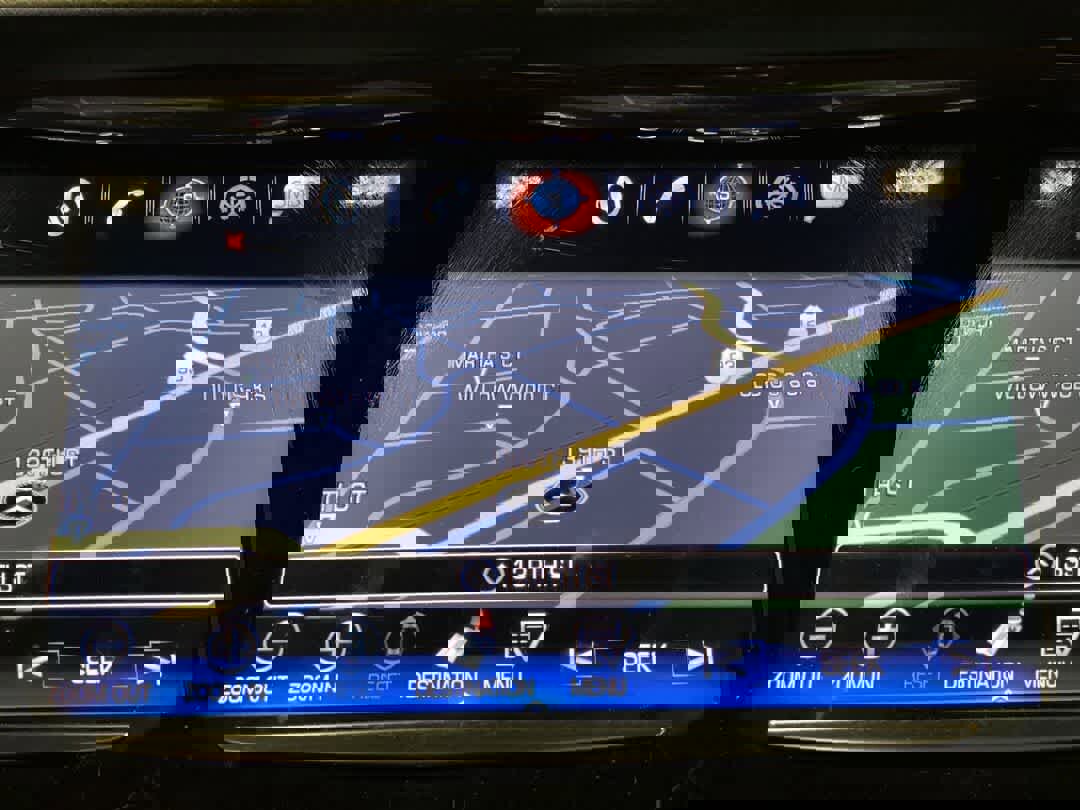 Used 2018 Cadillac Escalade Luxury image 20