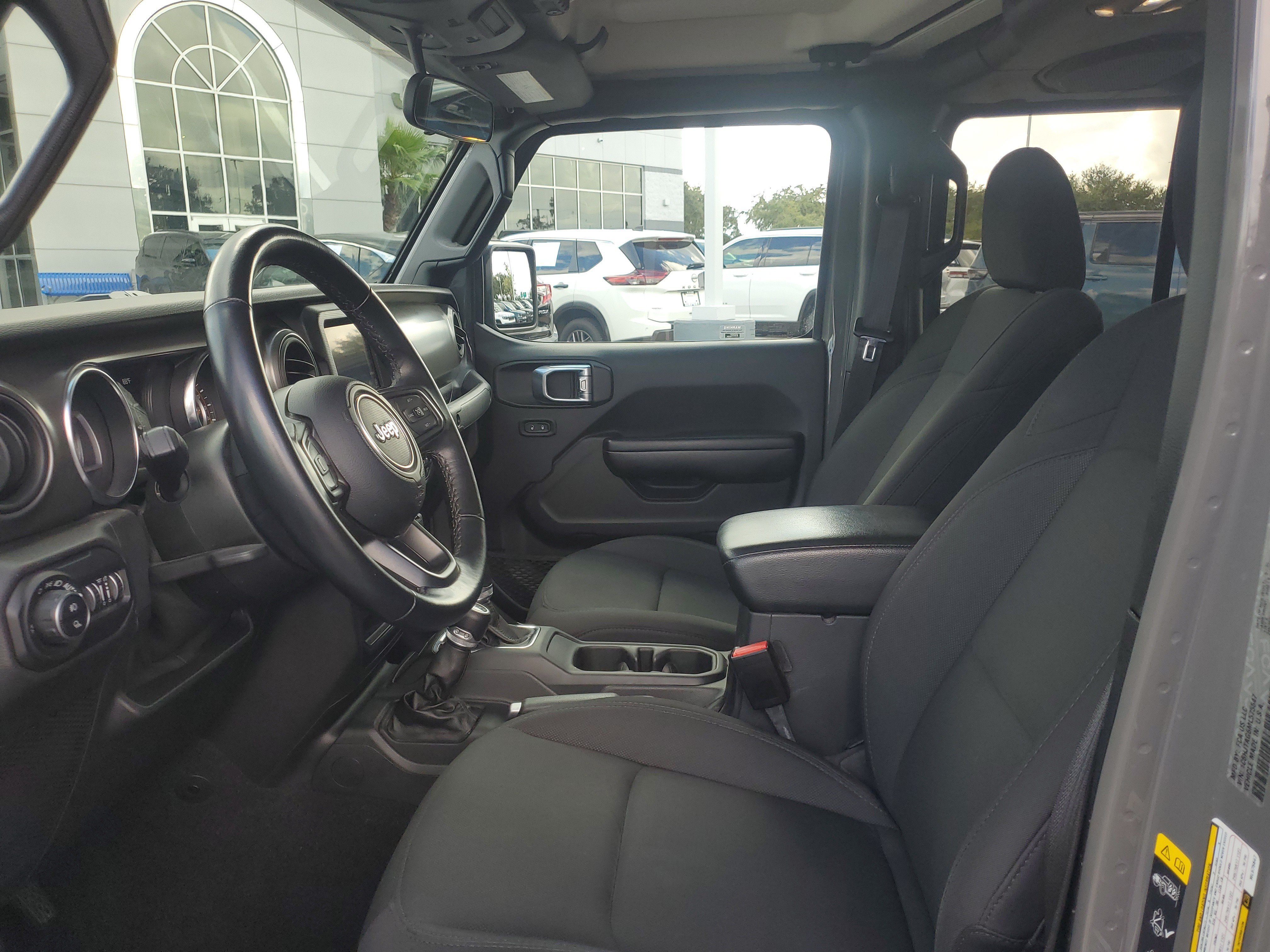 Used 2021 Jeep Gladiator Sport AWD/4WD image 14