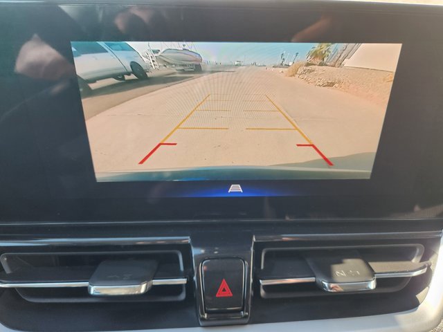 Used 2024 Chevrolet TrailBlazer LT w/ Driver Confidence Package image 25