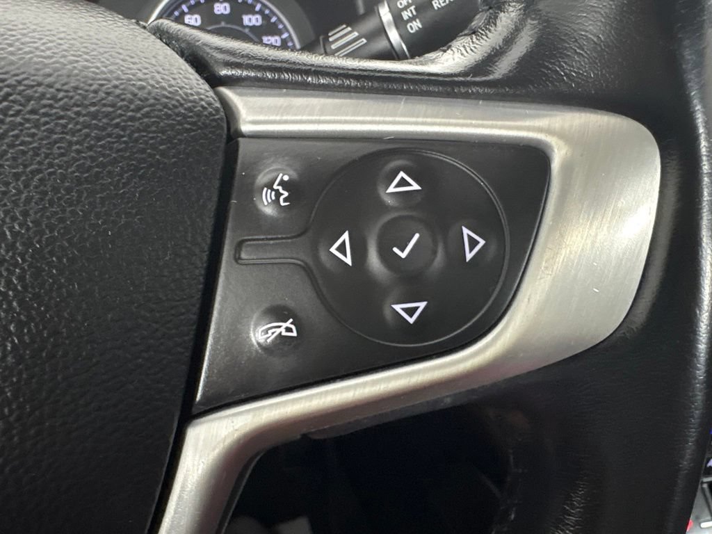 Used 2020 GMC Acadia SLE w/ Driver Convenience Package FWD image 24