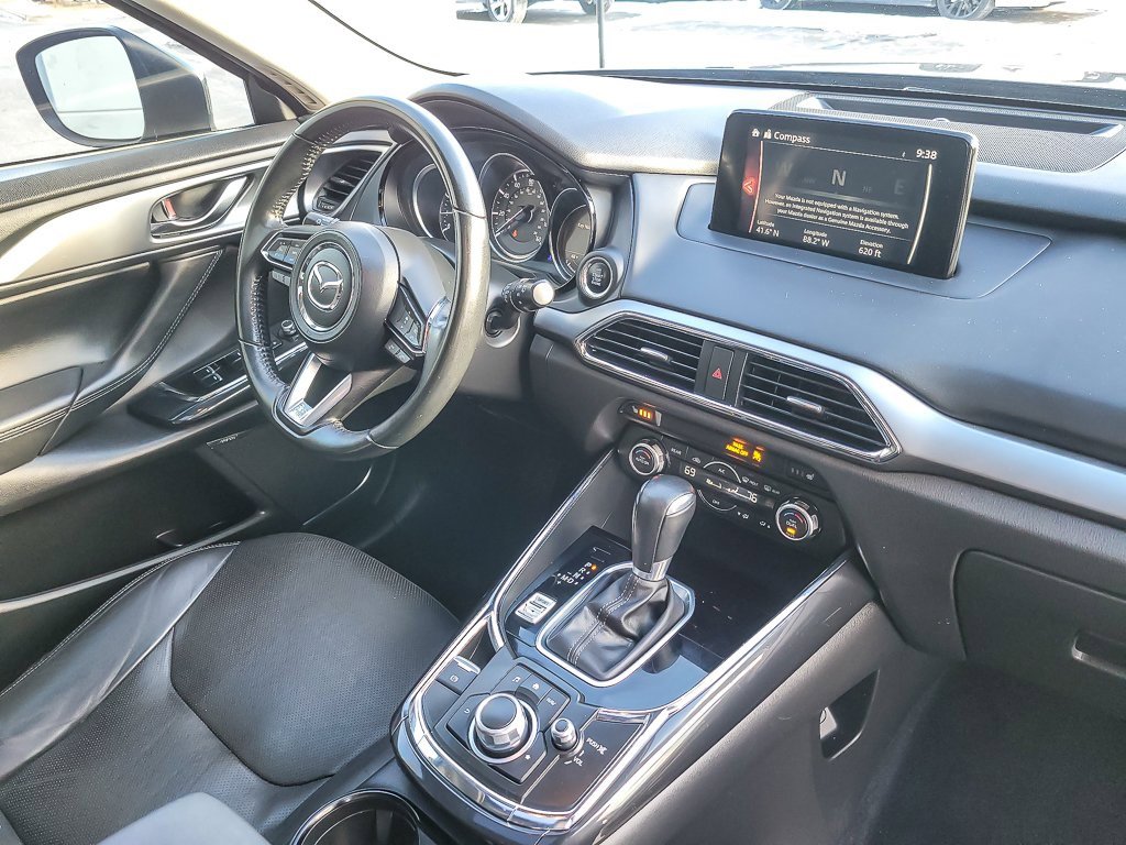 Used 2018 MAZDA CX-9 Touring w/ Touring Premium Package image 23