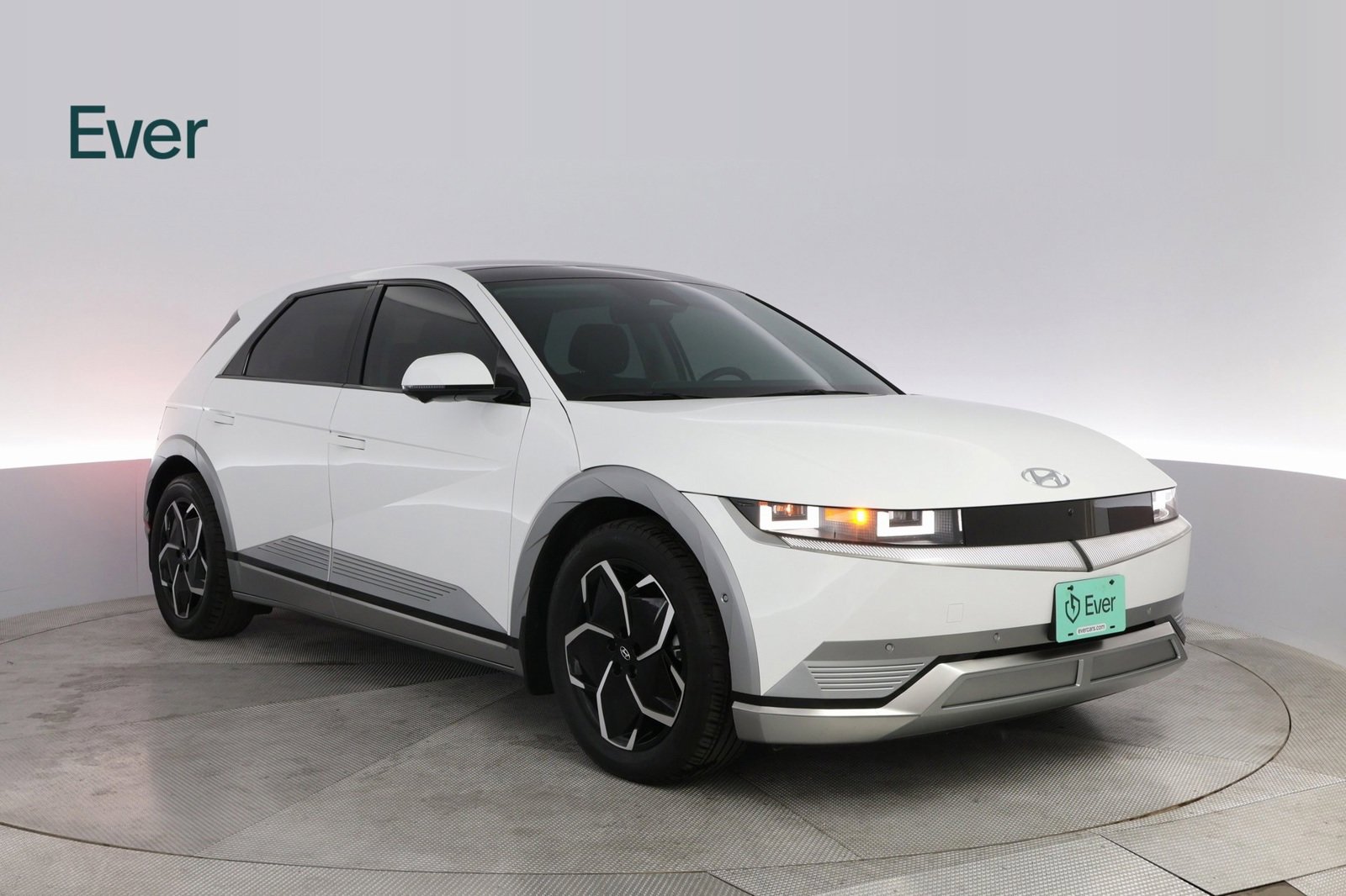 Used 2024 Hyundai Ioniq 5 Limited image 4