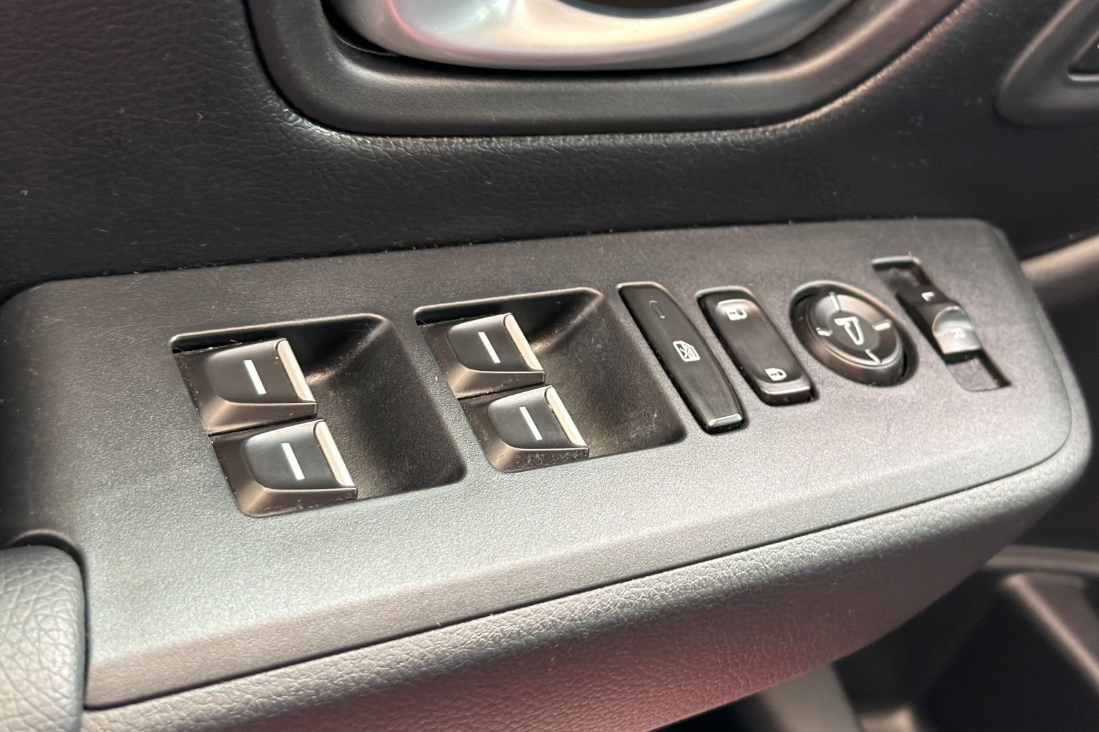 Used 2024 Honda Pilot EX-L image 14