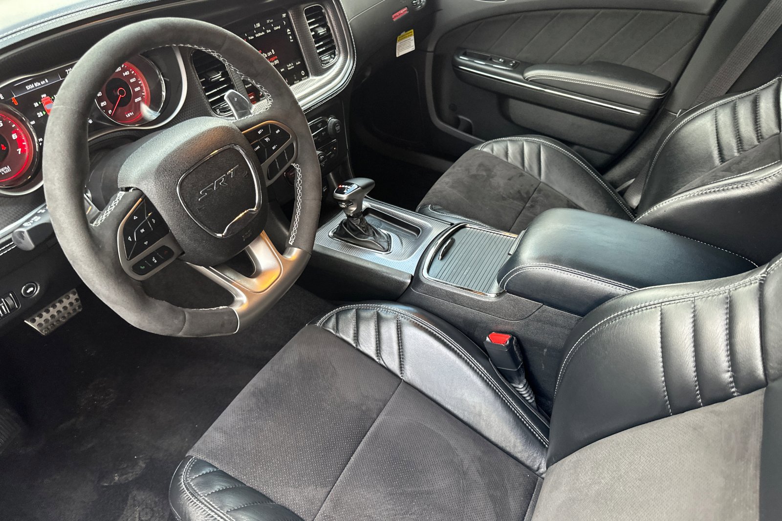 Used 2023 Dodge Charger SRT Hellcat w/ Harman/Kardon Audio Group image 10