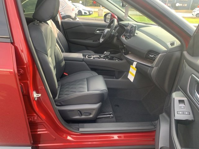 New 2026 Nissan Rogue Platinum image 34