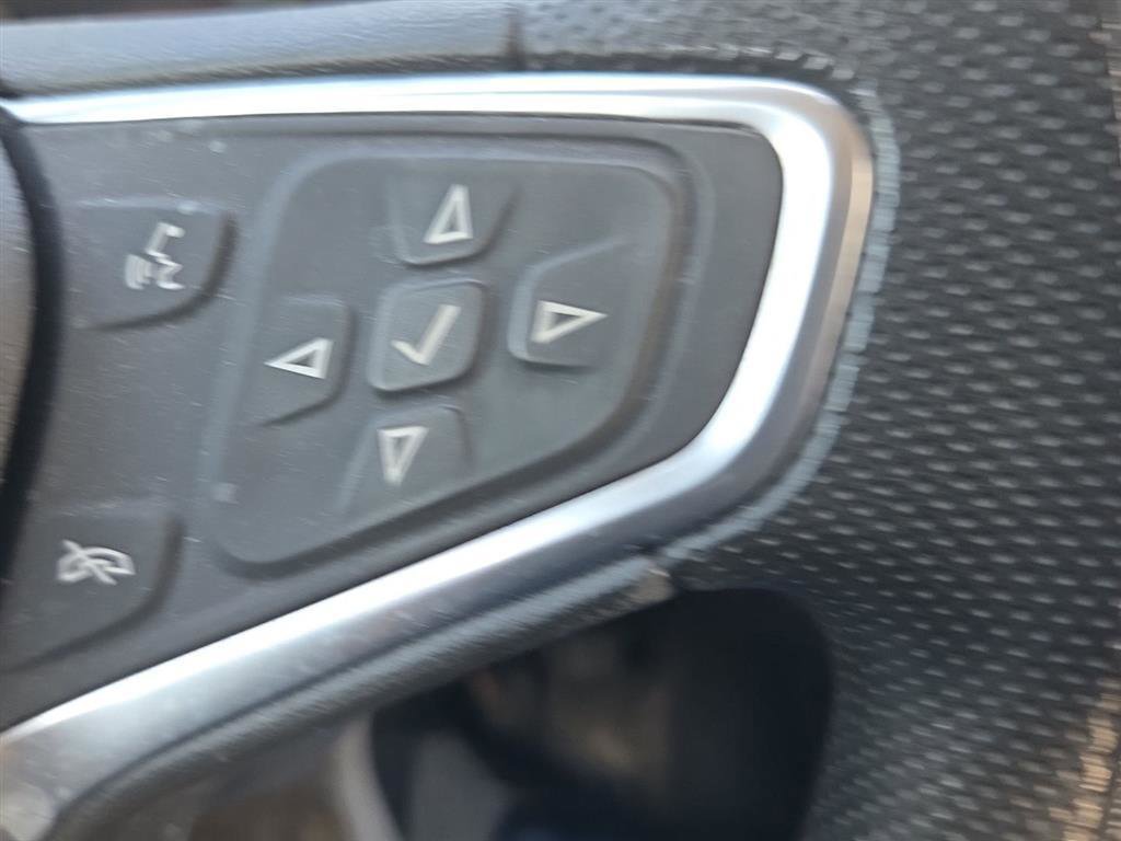 Used 2021 Chevrolet Malibu LS FWD image 7