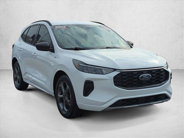 Certified 2023 Ford Escape ST-Line w/ Tech Pack #1 image 3