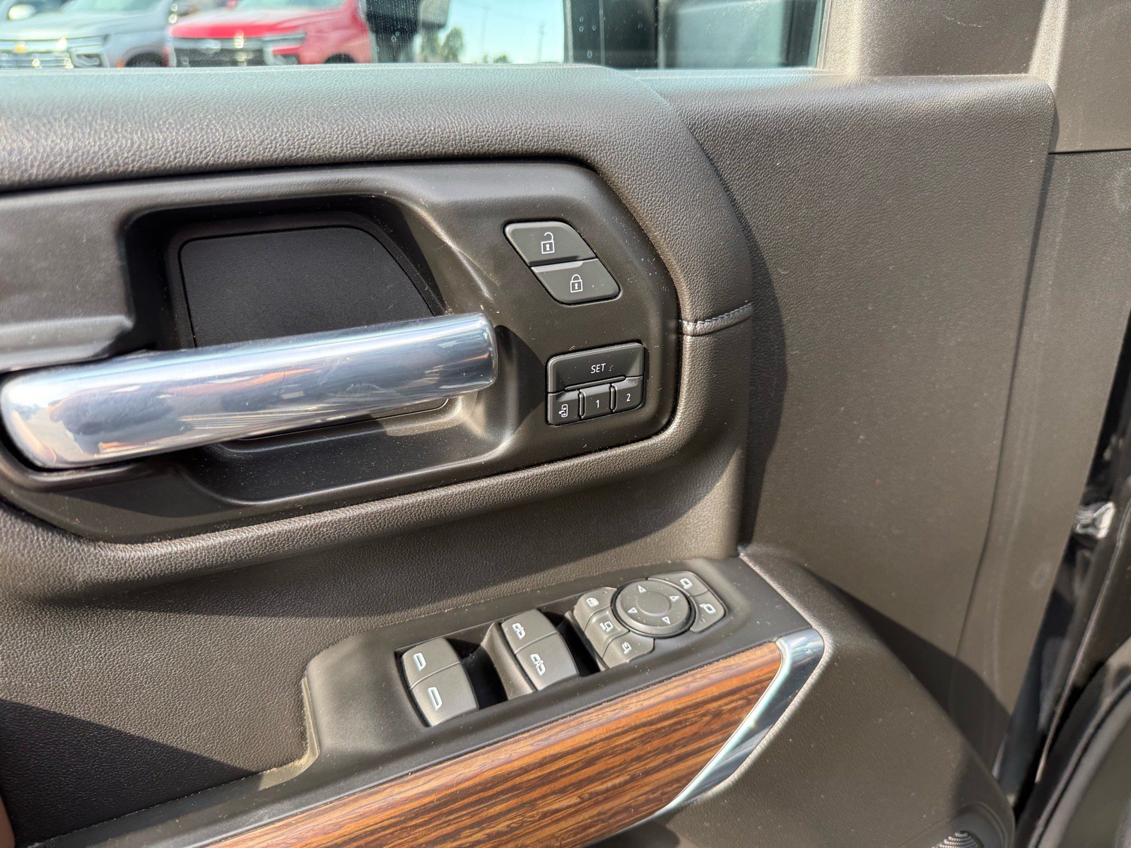 Used 2022 Chevrolet Silverado 2500 High Country w/ Z71 Off-Road Package AWD/4WD image 19