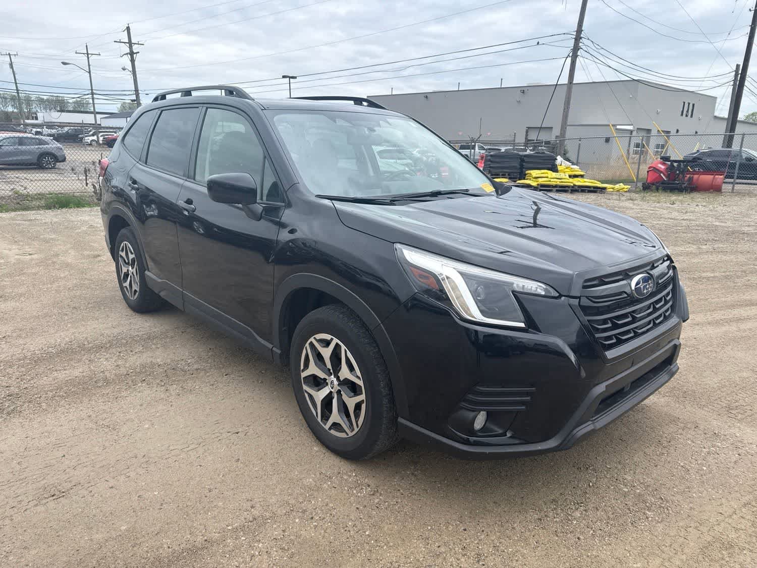Used 2023 Subaru Forester Premium AWD/4WD image 4