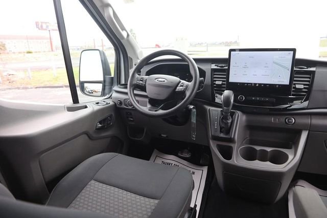 Used 2023 Ford Transit 350 XLT image 22
