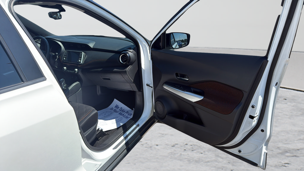 Used 2020 Nissan Kicks SR FWD image 23