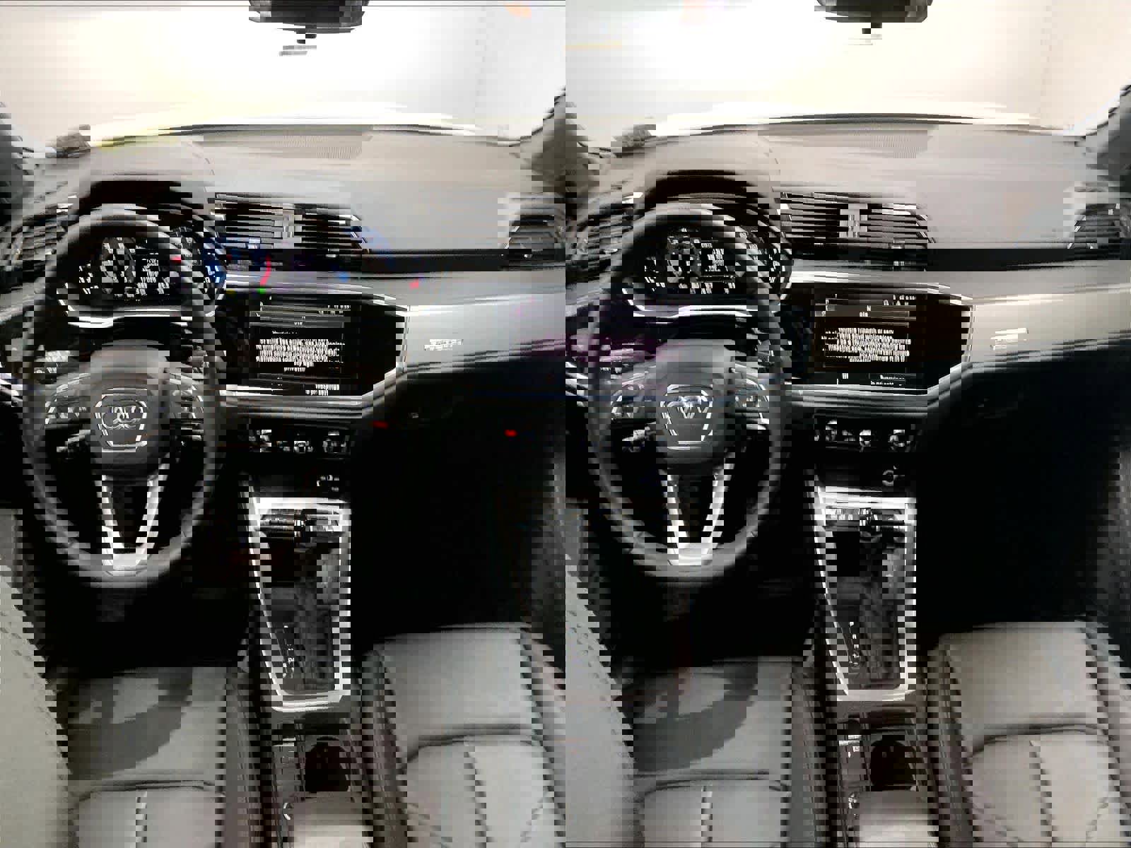 Certified 2025 Audi Q3 2.0T Premium image 17