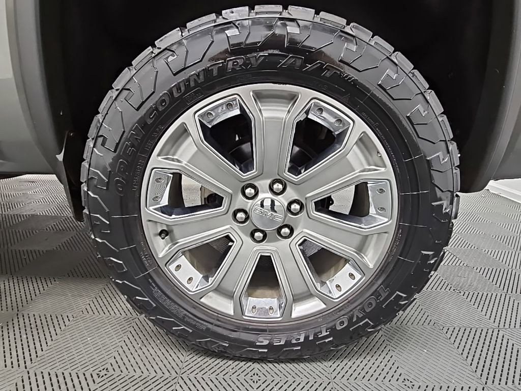 Used 2018 GMC Sierra 1500 Denali w/ Denali Ultimate Package image 41