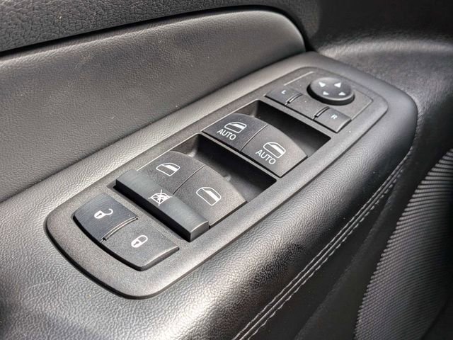Used 2022 Jeep Grand Cherokee Laredo E RWD image 23