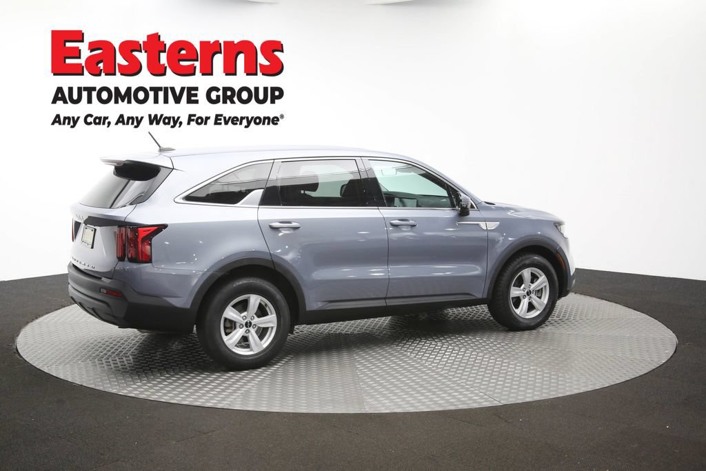 Used 2022 Kia Sorento LX FWD image 41