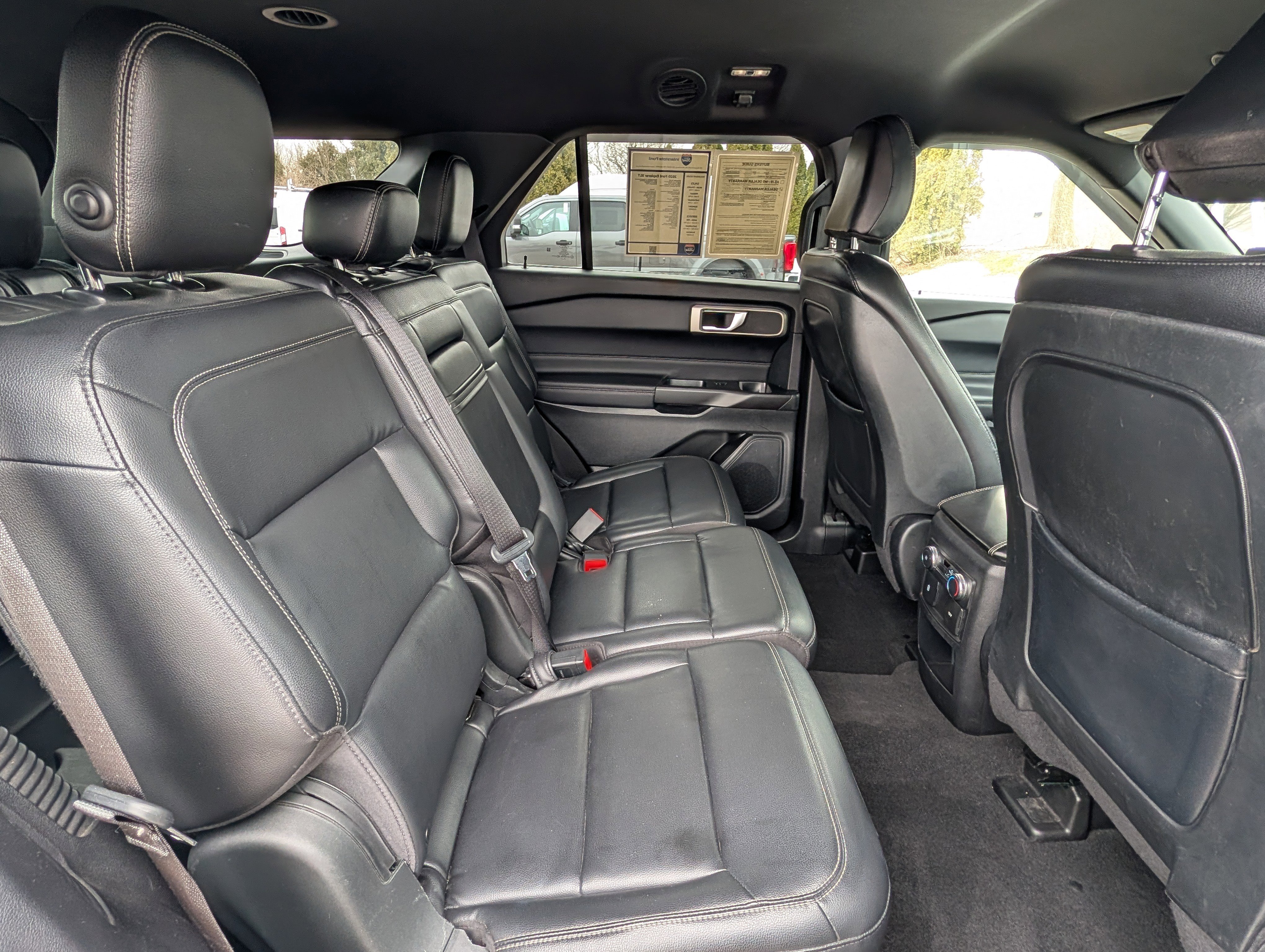 Used 2020 Ford Explorer XLT w/ Equipment Group 202A image 26