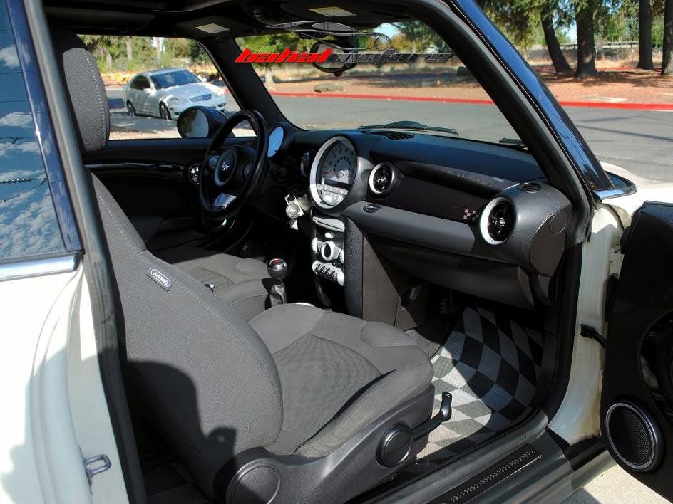 Used 2010 MINI Cooper John Cooper Works image 21