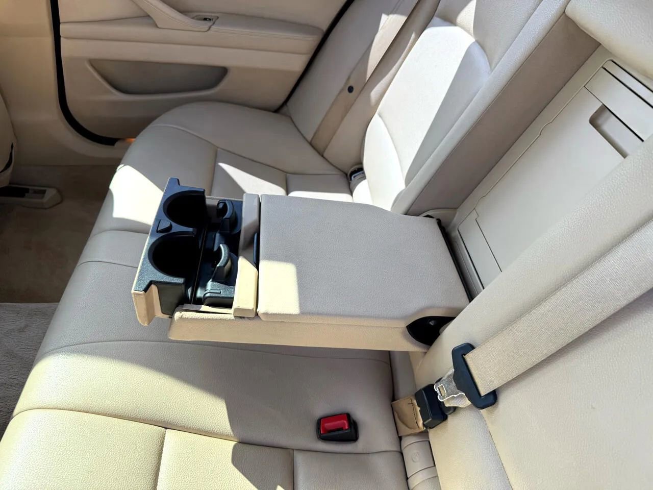 Used 2013 BMW 528i Sedan RWD image 29
