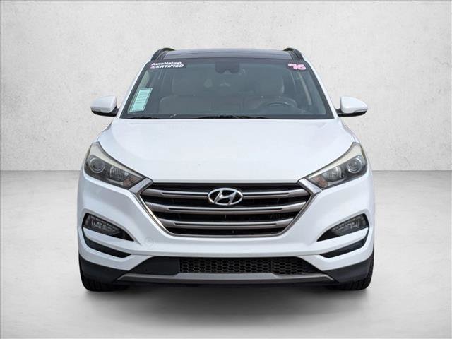 Used 2016 Hyundai Tucson Limited w/ Option Group 03 FWD image 2
