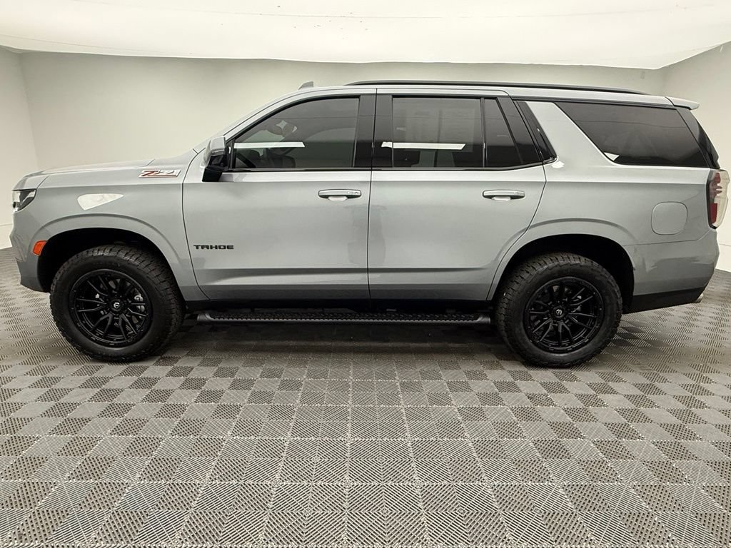 Used 2023 Chevrolet Tahoe Z71 w/ Z71 Off-Road Package AWD/4WD image 13