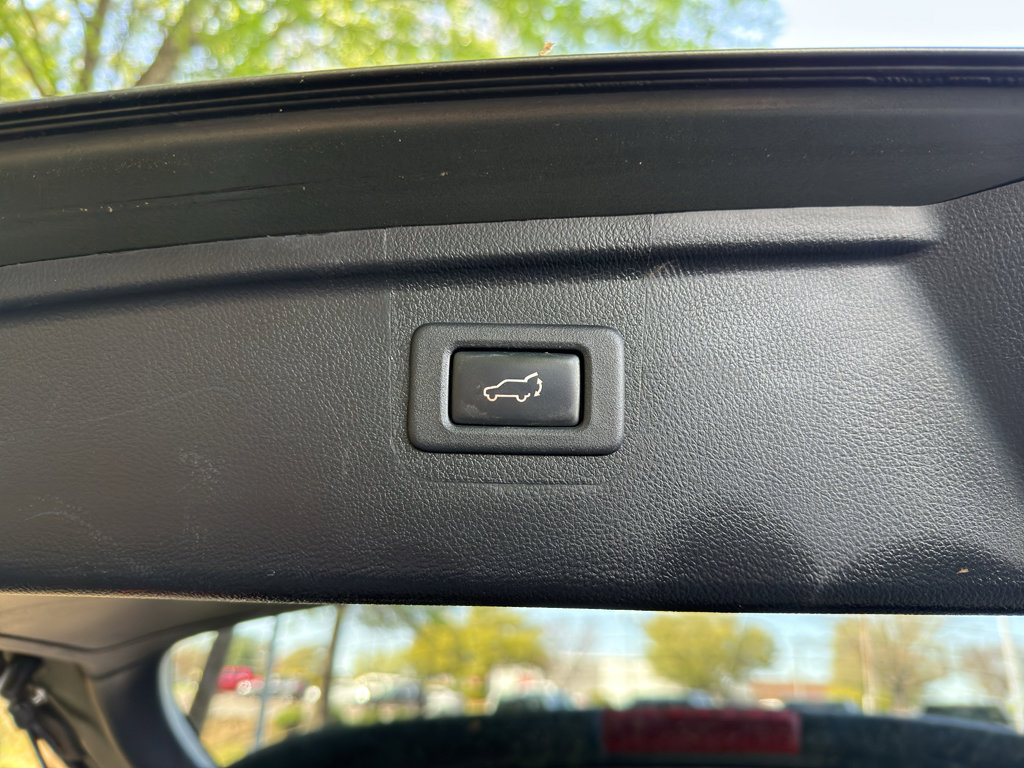 Used 2019 Subaru Outback 2.5i Touring w/ Protection Package #1 AWD/4WD image 9