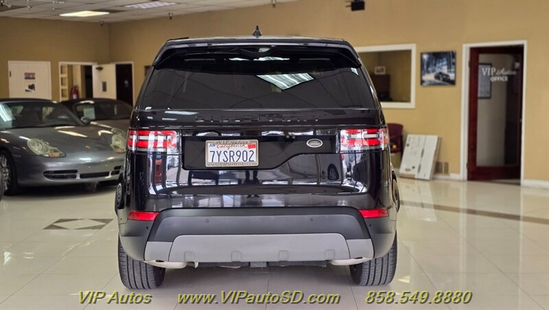 Used 2017 Land Rover Discovery First Edition AWD/4WD image 8