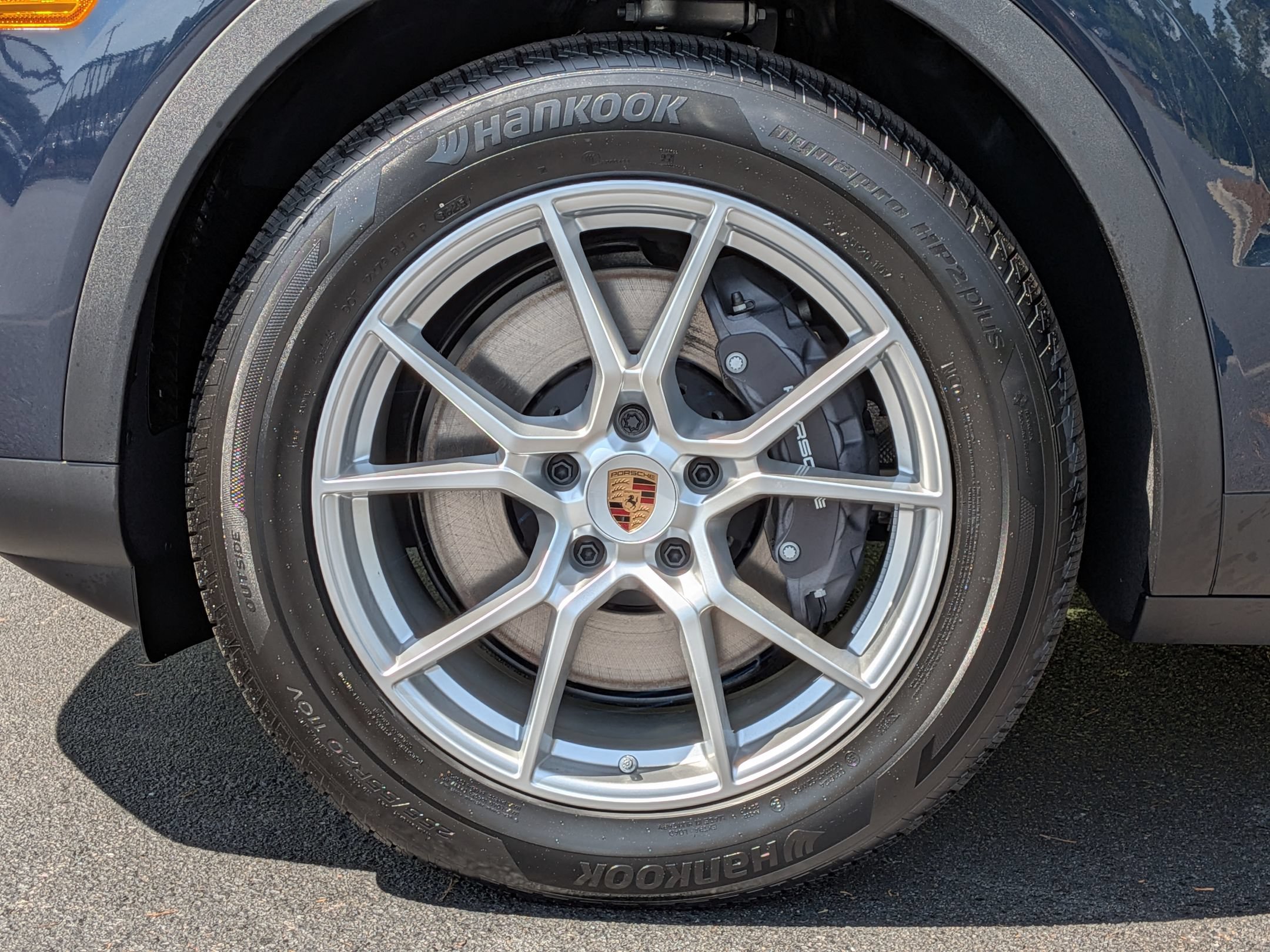 New 2026 Porsche Cayenne AWD/4WD image 37