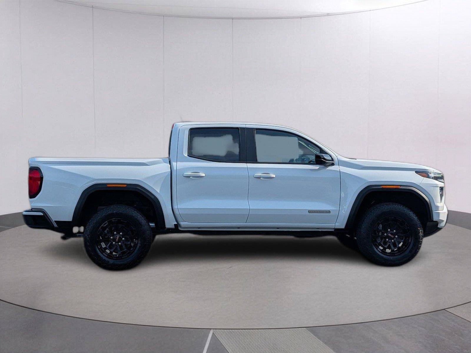 New 2026 GMC Canyon Elevation w/ Convenience Package RWD image 7