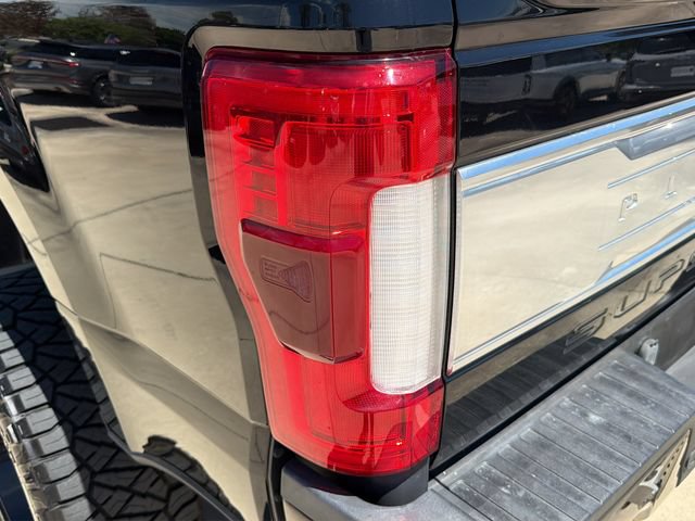 Used 2019 Ford F250 Platinum w/ Platinum Ultimate Package AWD/4WD image 33