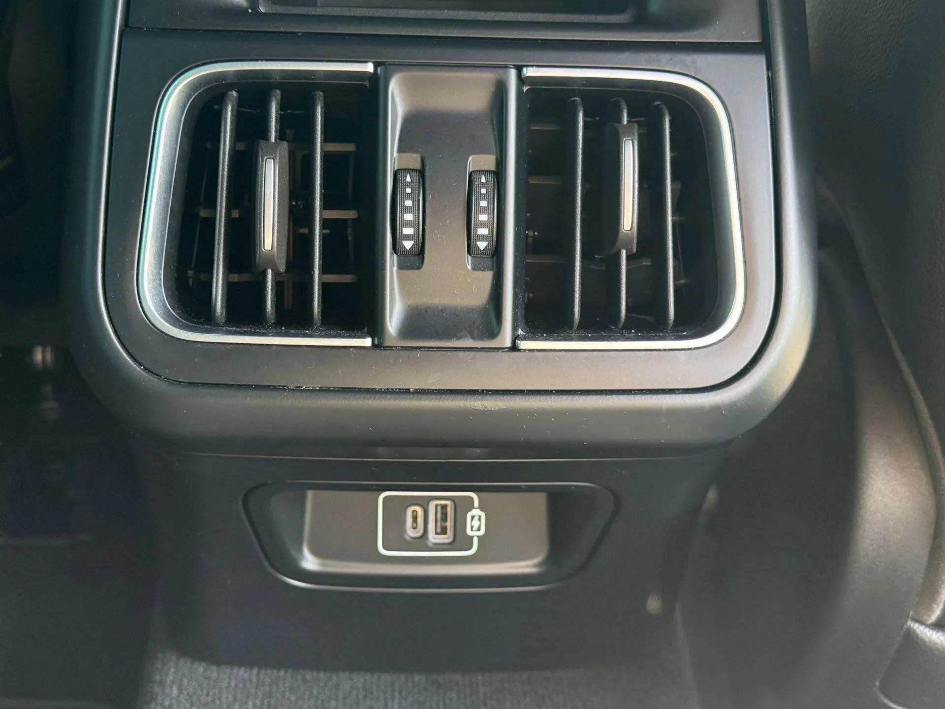 Certified 2023 Maserati Grecale Modena AWD/4WD image 23