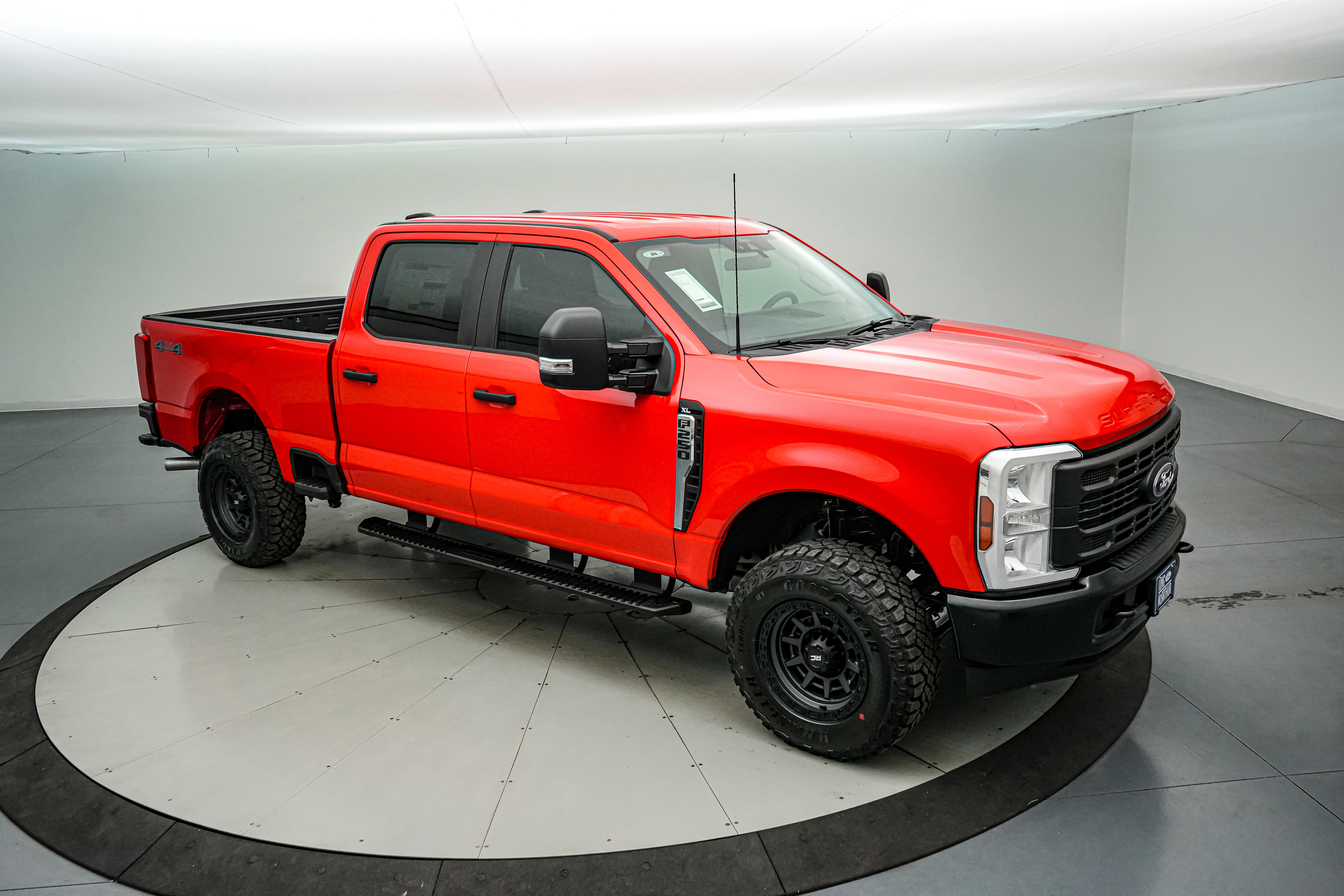 New 2026 Ford F250 XL w/ XL Off-Road Package image 2