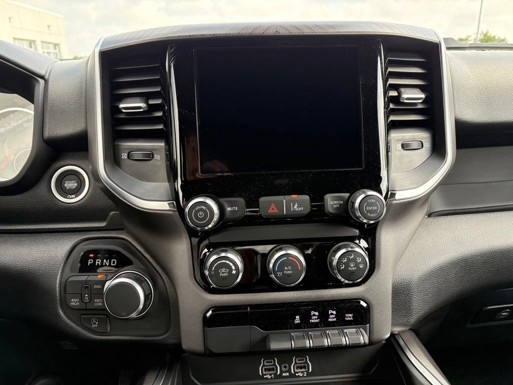 New 2026 RAM 1500 Express AWD/4WD image 17