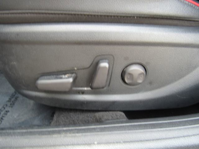 Used 2022 Kia Forte GT w/ GT2 Package image 13