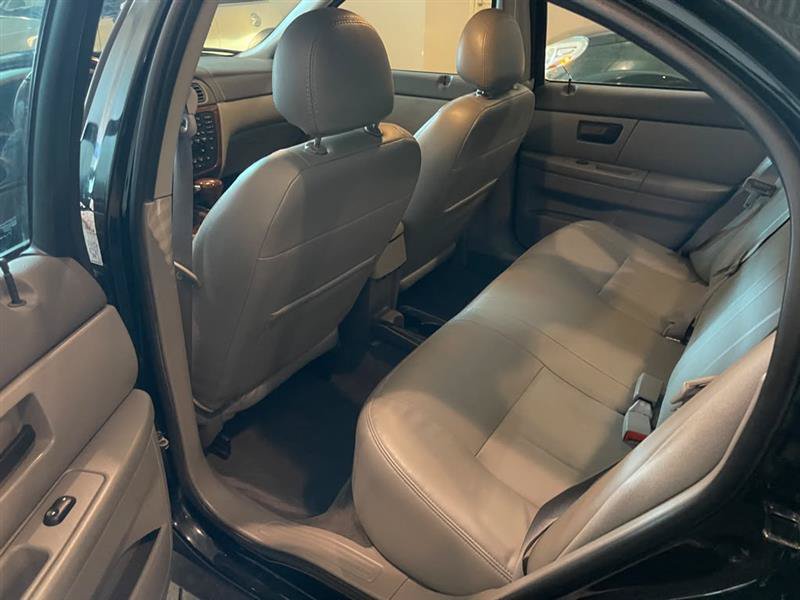Used 2005 Mercury Sable LS FWD image 36