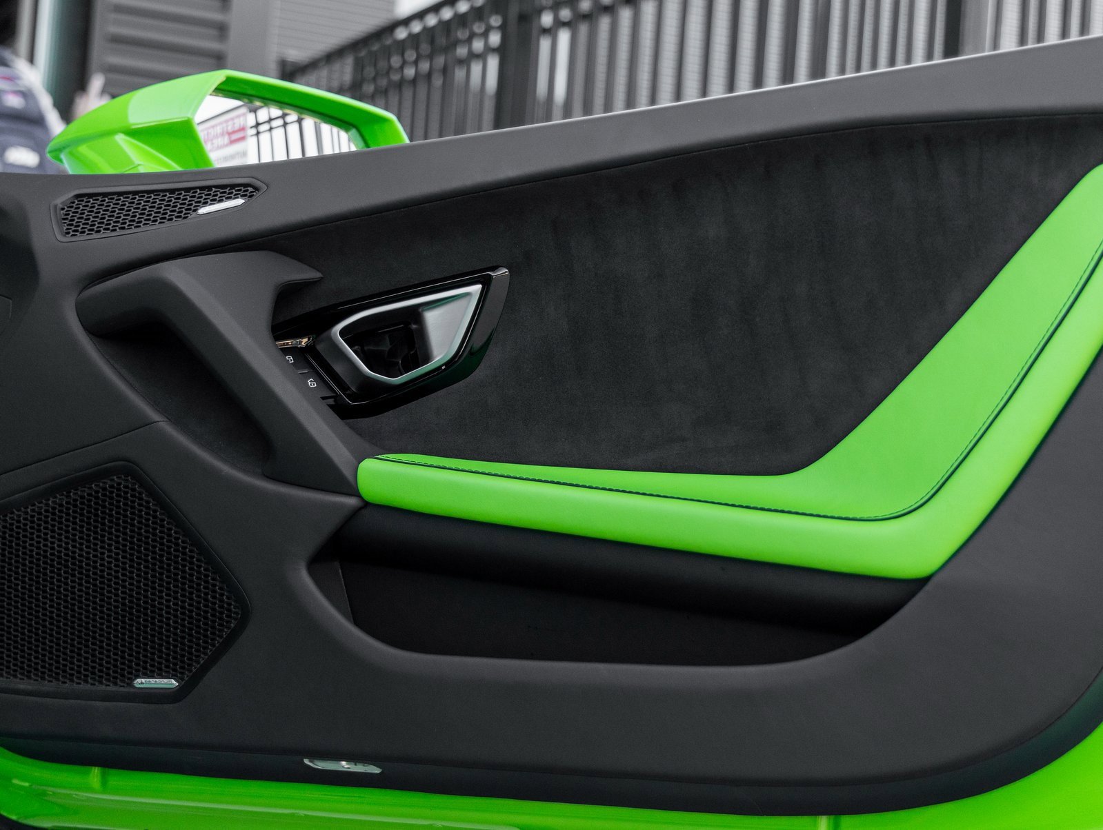 Used 2023 Lamborghini Huracan EVO image 33