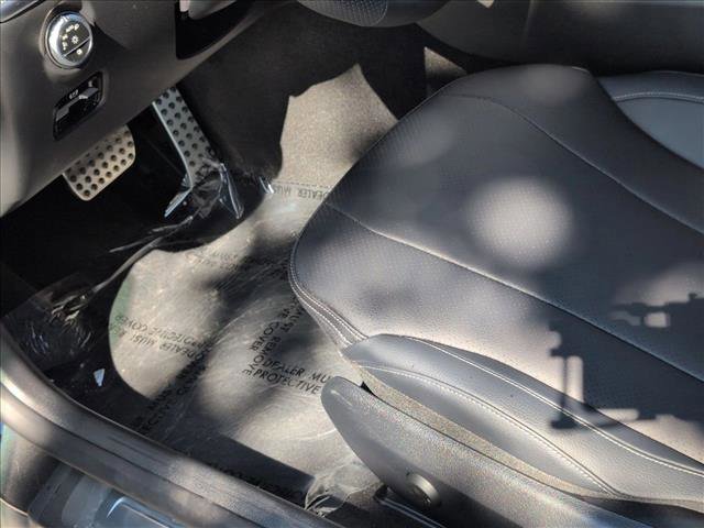 New 2025 Mercedes-Benz CLE 300 4MATIC Cabriolet image 4