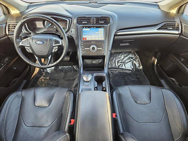 Used 2019 Ford Fusion Energi Titanium FWD image 23