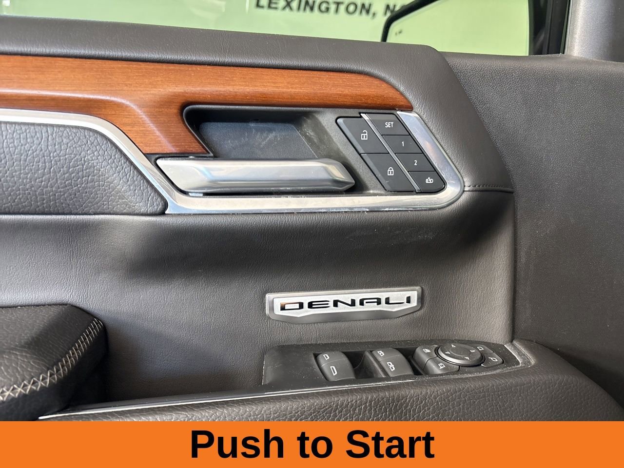 Used 2023 GMC Sierra 1500 Denali AWD/4WD image 9