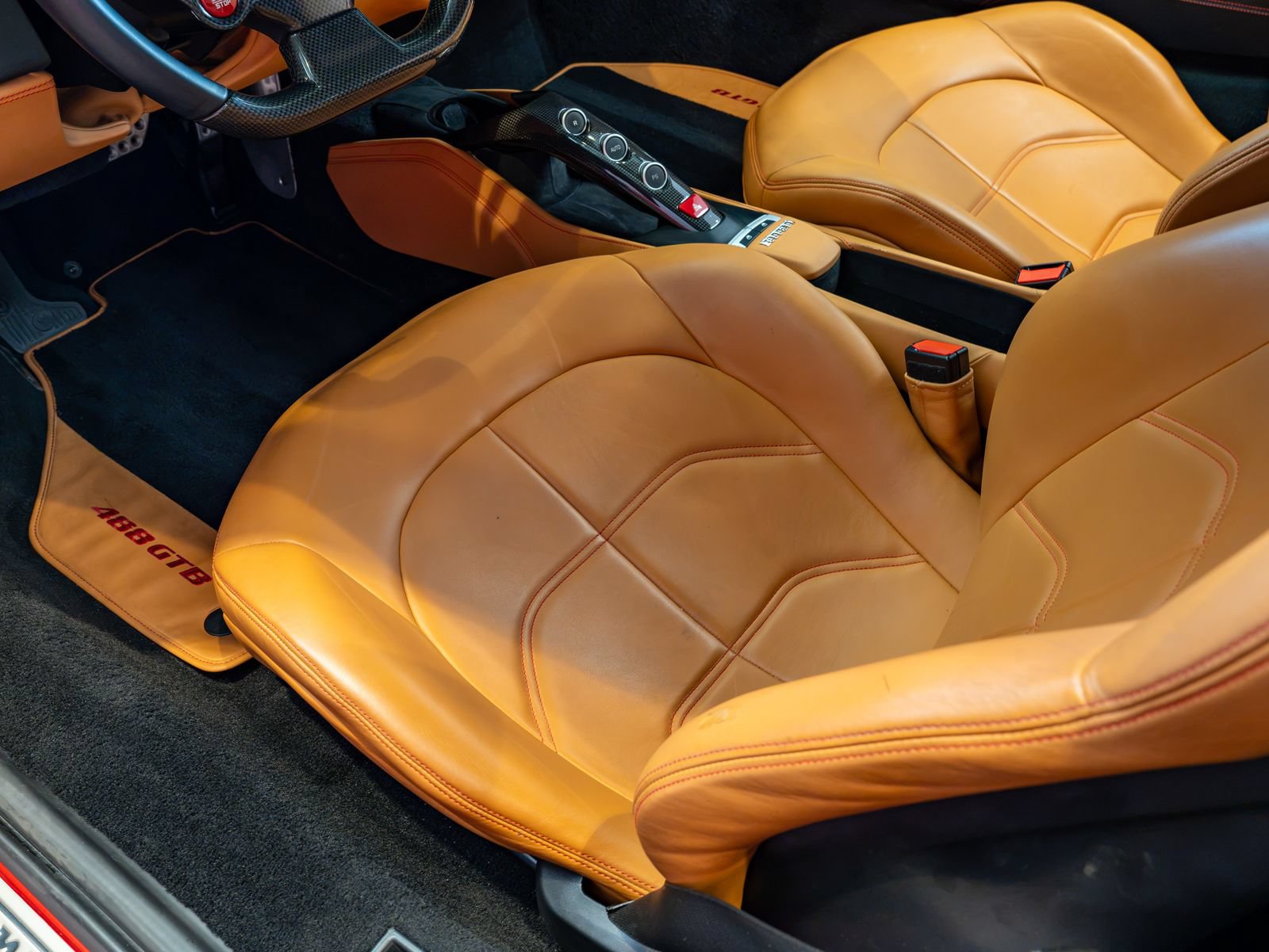 Certified 2017 Ferrari 488 GTB RWD image 12