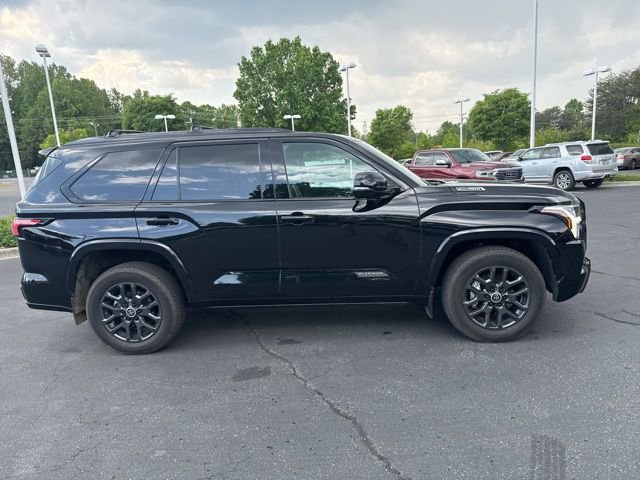 Used 2024 Toyota Sequoia Platinum AWD/4WD image 5