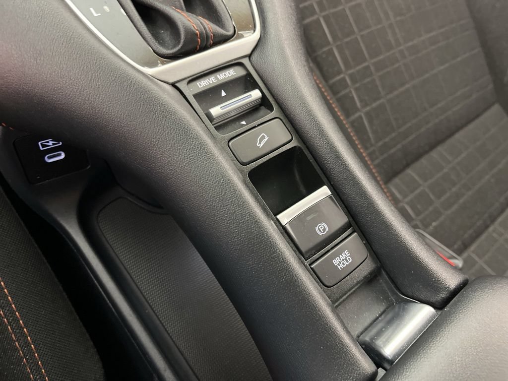 Certified 2024 Honda HR-V Sport image 32