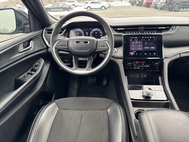 Used 2023 Jeep Grand Cherokee L Laredo image 18