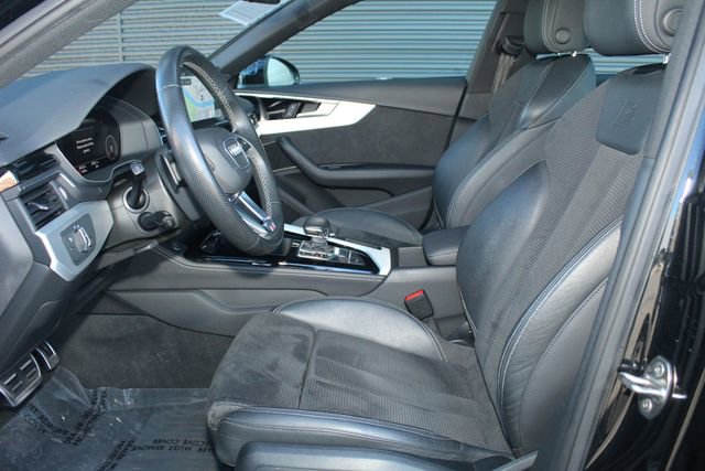 Used 2021 Audi A4 2.0T Premium Plus w/ Premium Plus Package image 5