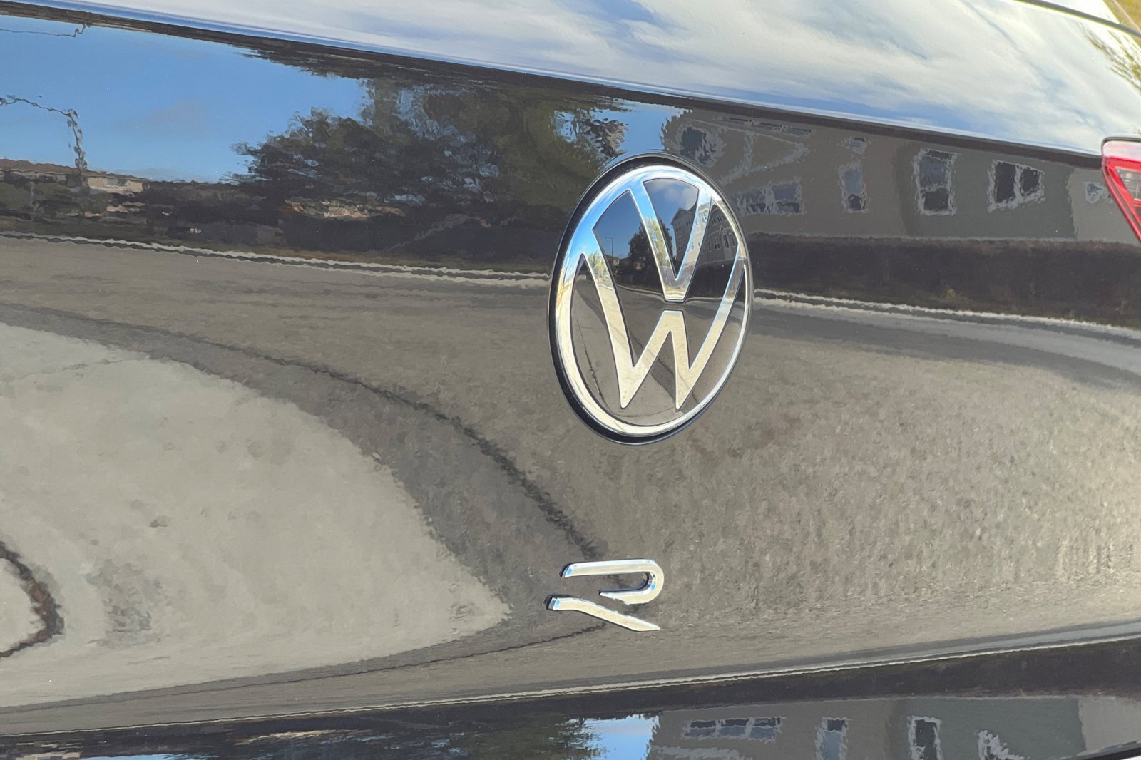 New 2025 Volkswagen Golf image 27