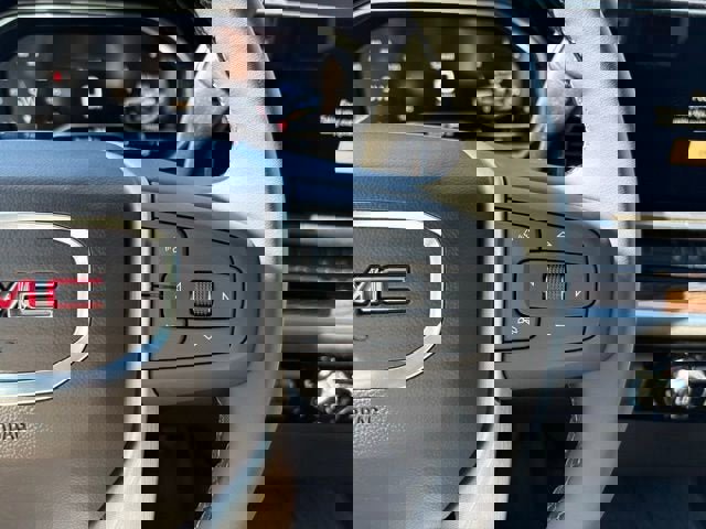 New 2025 GMC Sierra 2500 SLE image 24