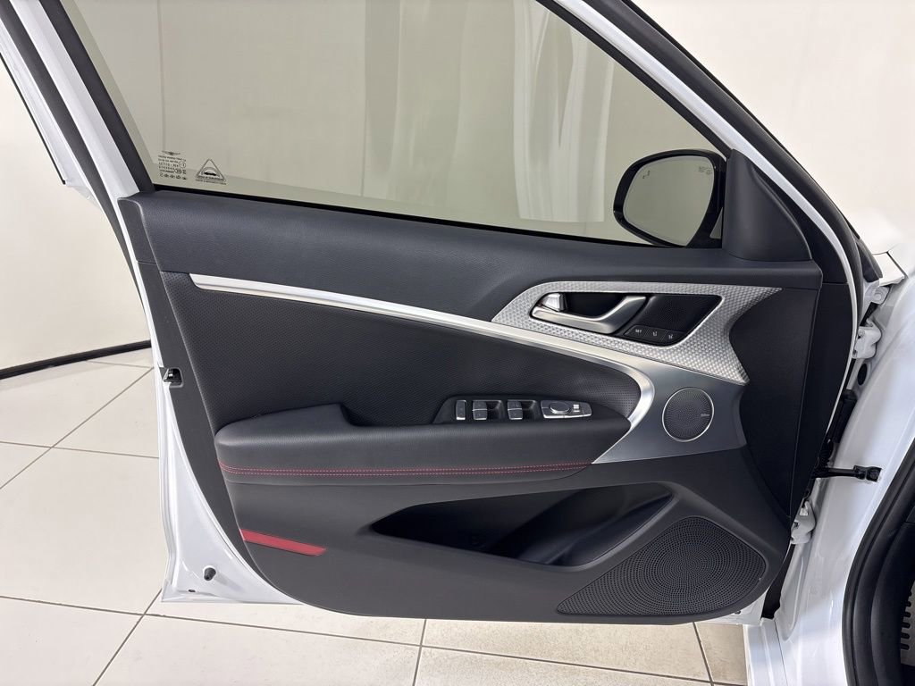 Used 2023 Genesis G70 3.3T w/ Sport Advanced Package image 17