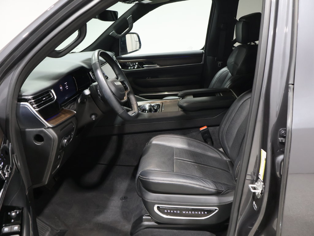 Used 2023 Jeep Grand Wagoneer 4WD image 10