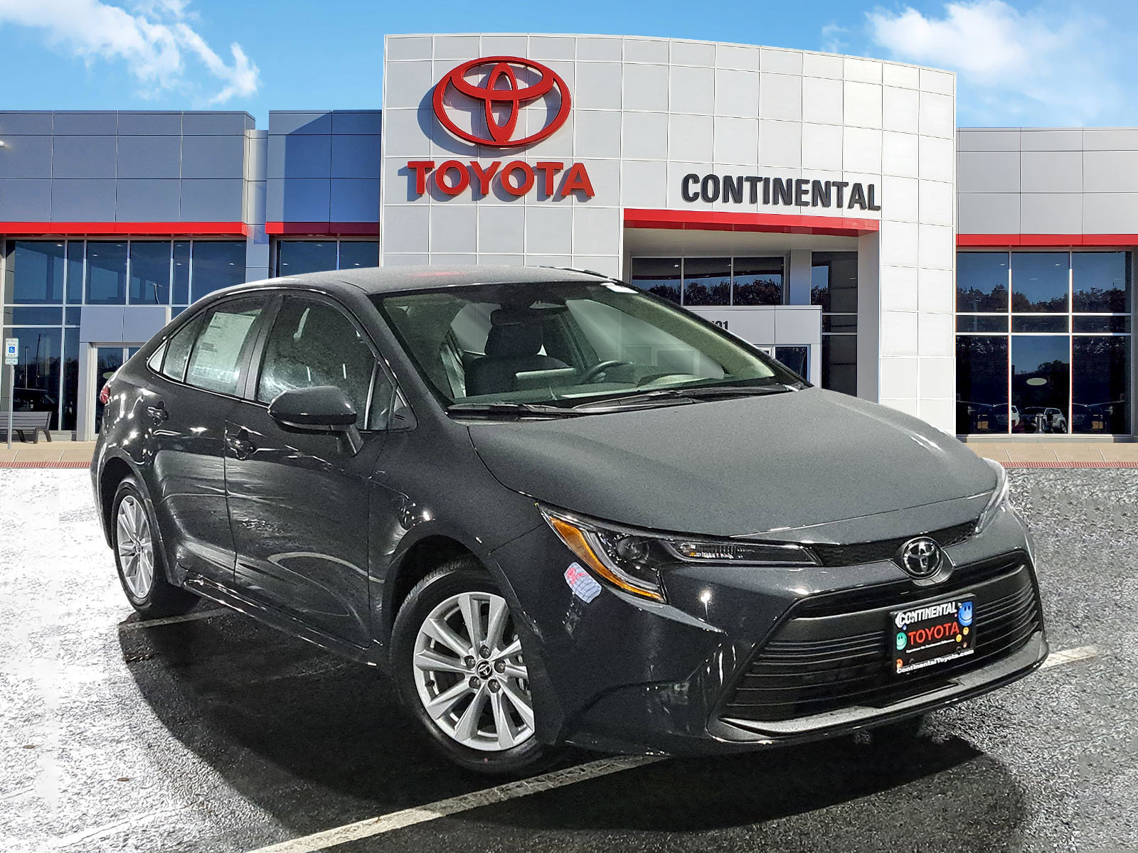 New 2026 Toyota Corolla LE image 2