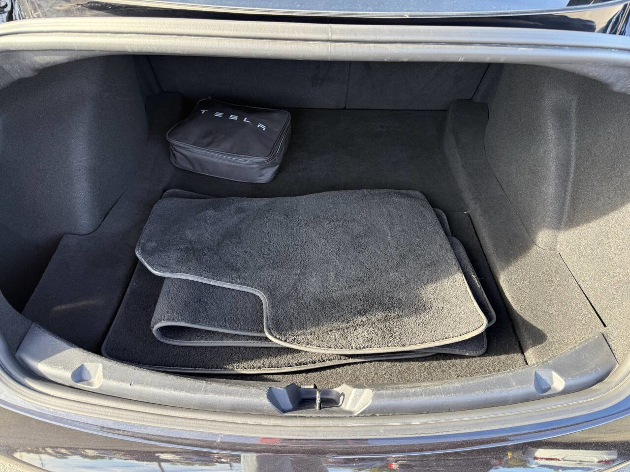 Used 2018 Tesla Model 3 Long Range image 25