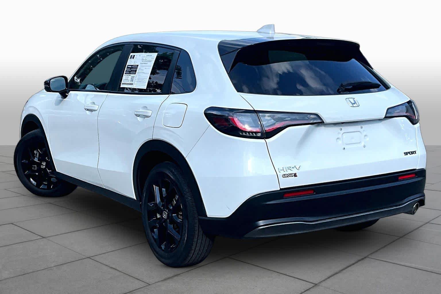 Used 2024 Honda HR-V Sport image 12